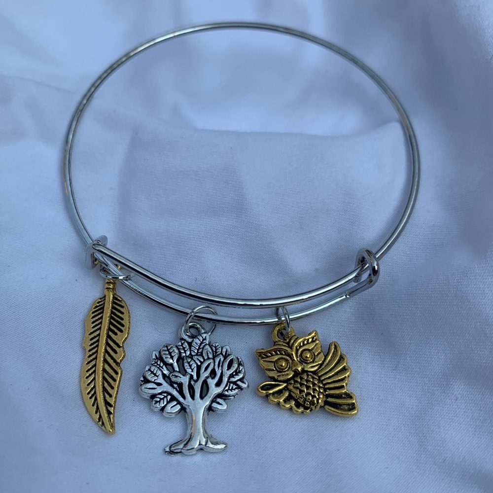 Brand New! Handmade! Adjustable Charm Bangle Bracelet! - Picture 4 of 7